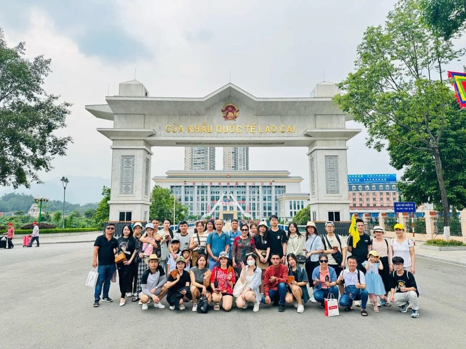 Hà Khẩu 1 Ngày - 1