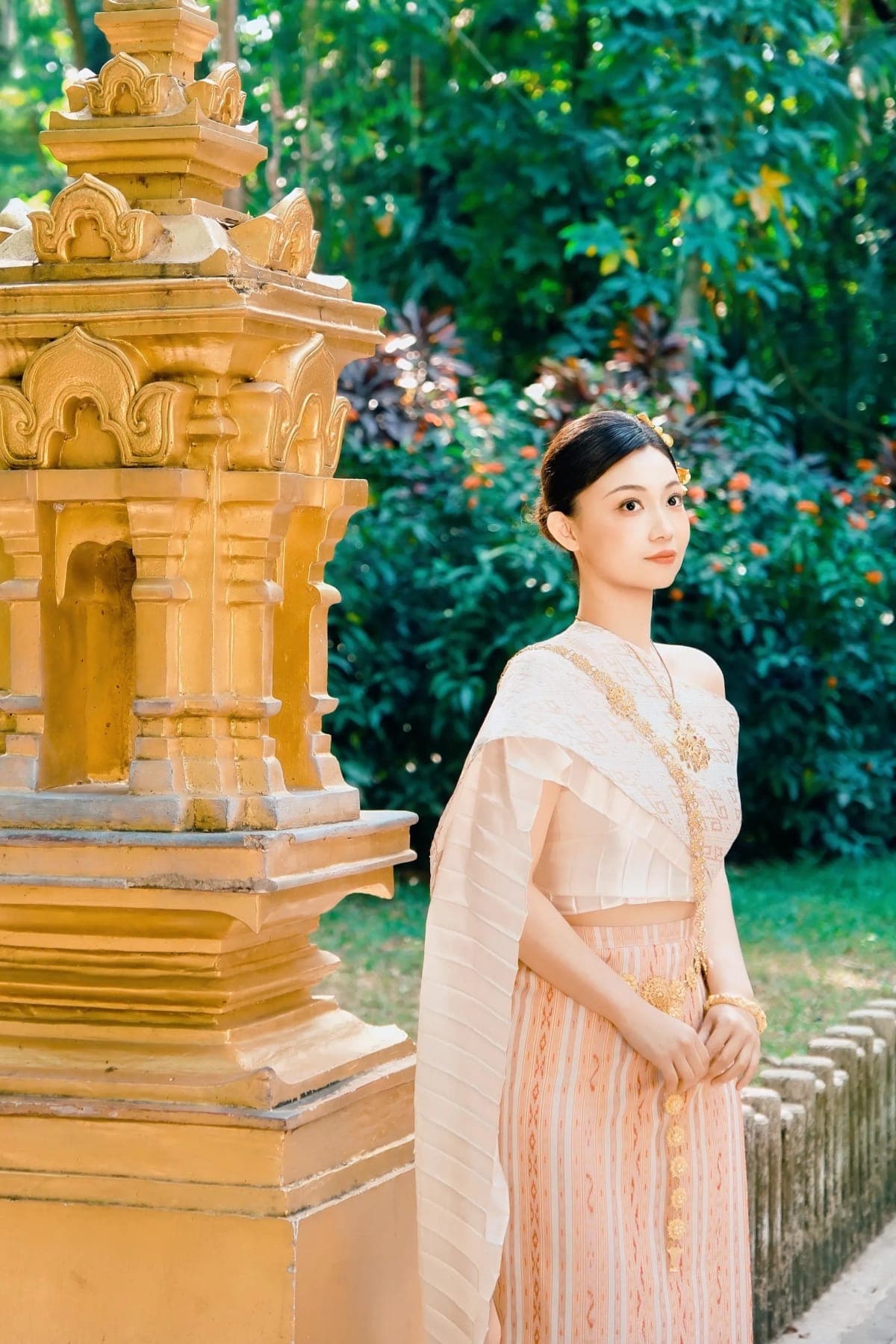 Công viên Mạn Đình tại Cảnh Hồng – ảnh 4 Du khách tham quan Công viên Mạn Đình Cảnh Hồng – ảnh 4