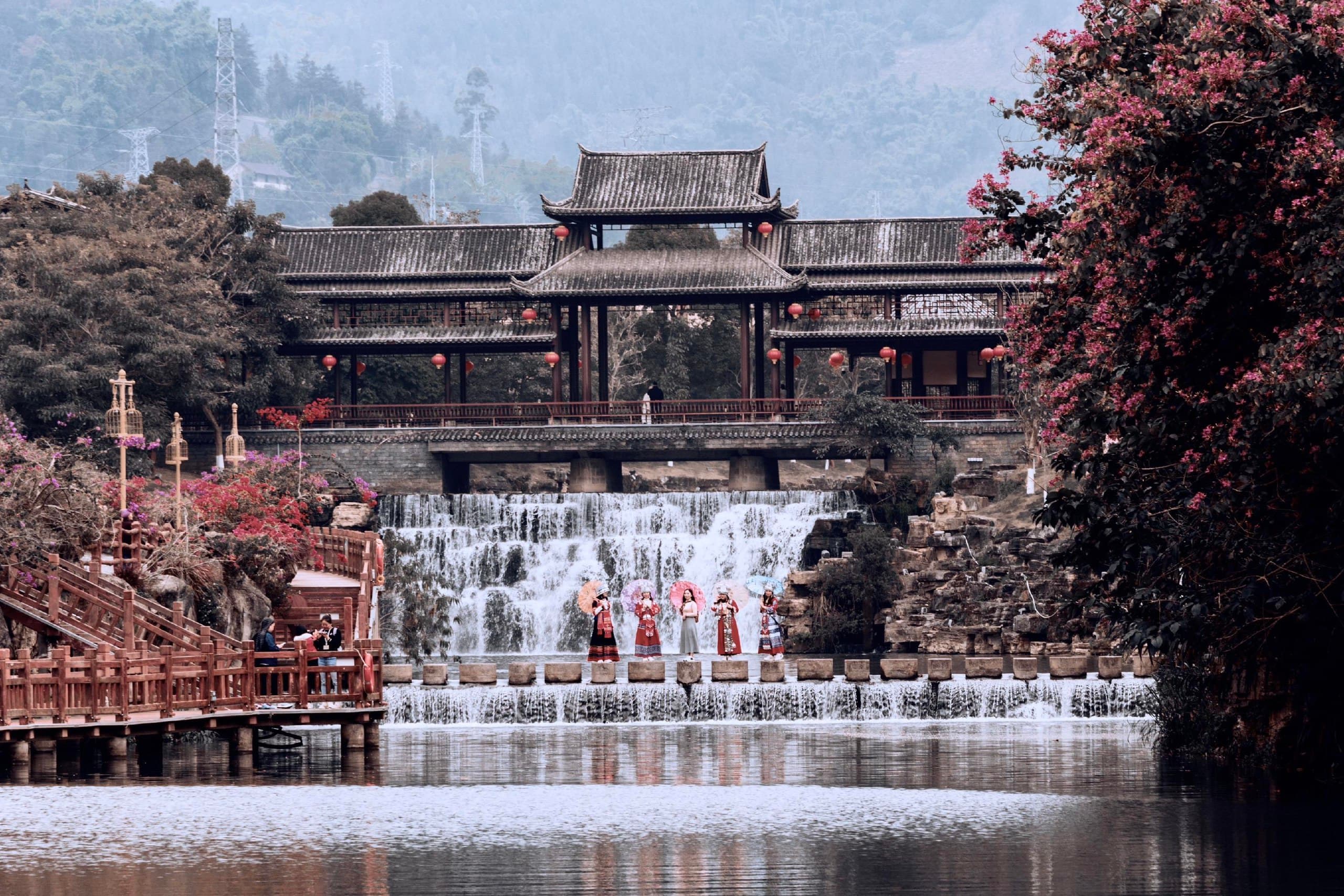 Tour Hà Khẩu - Khai Viễn - Kiến Thủy - Mông Tự 3 Ngày 2 Đêm - Ảnh 4 - Hà Khẩu - Khai Viễn - Kiến Thủy - Mông Tự, Trung Quốc | Sơn Hằng Travel